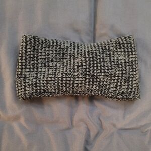 WOMEN'S WARM HEADBAND.